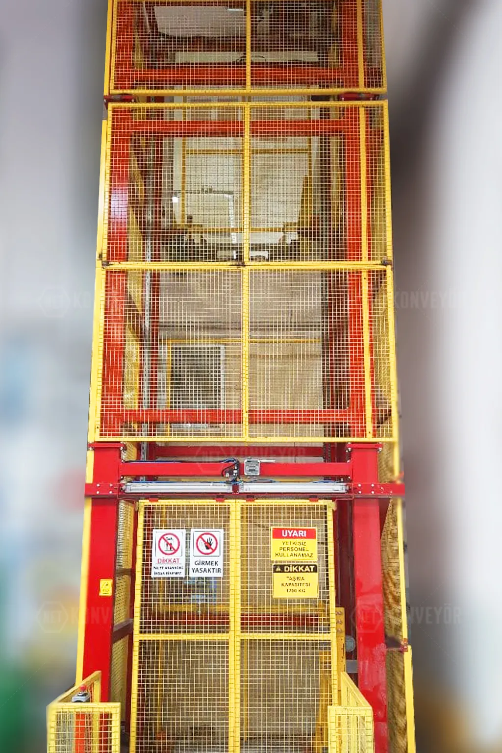 Vertikale Palettenhubforderer
