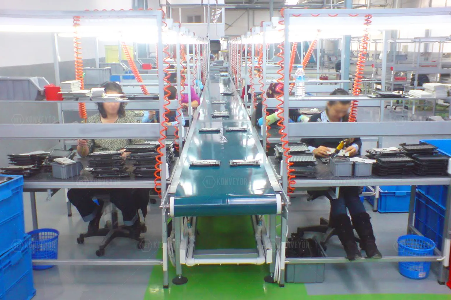 assembly line conveyor system