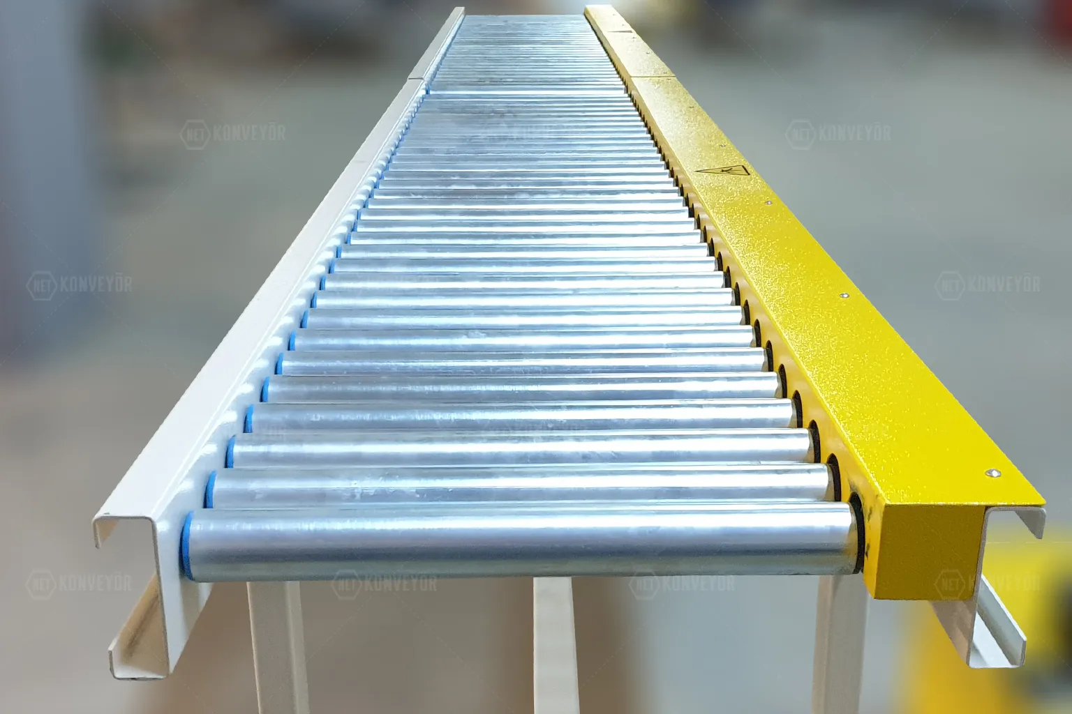 Angetriebene Rollenforderer