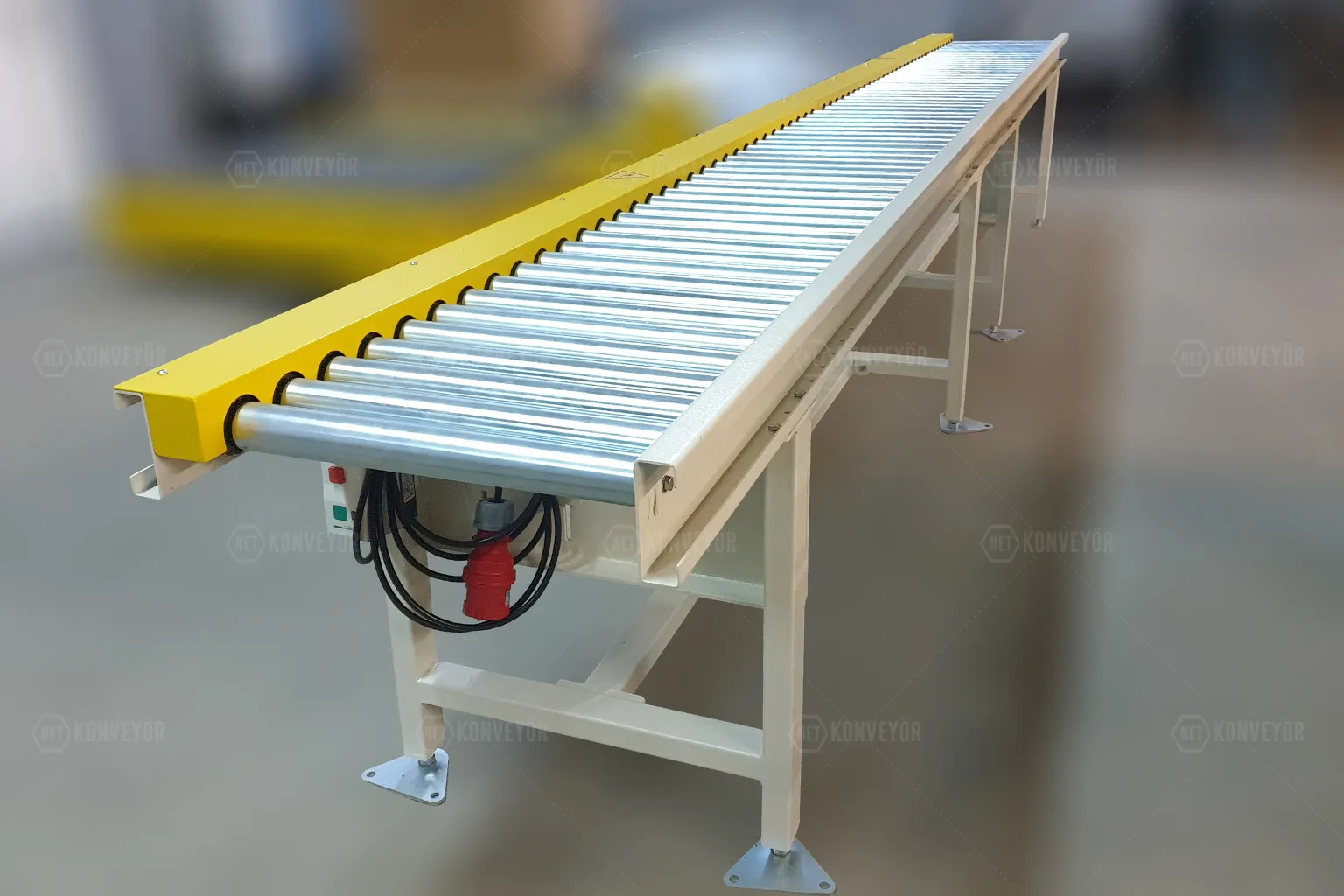 Angetriebene Rollenforderer